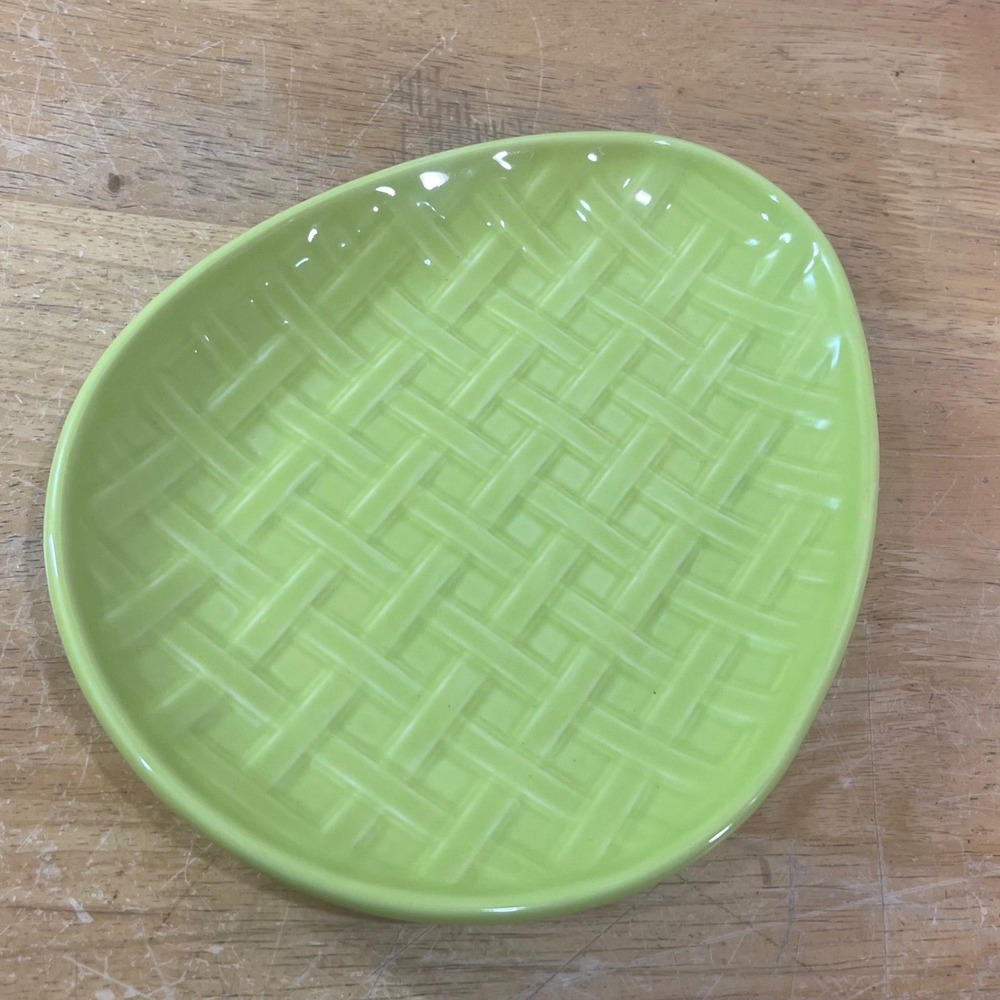 Fiesta Egg Plate Lemongrass Green Basketweave Ceramic Easter Appetizer Vtg Style